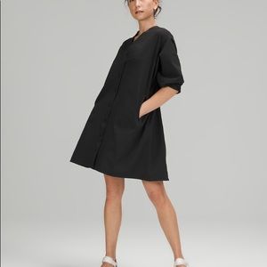 NWT LULULEMON Ventlight button front dress 6